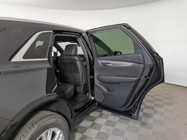 New 2026 Cadillac XT5 Luxury w/ LPO, Floor Liner Package AWD/4WD image 31