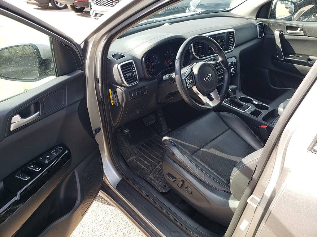 Used 2020 Kia Sportage EX image 6