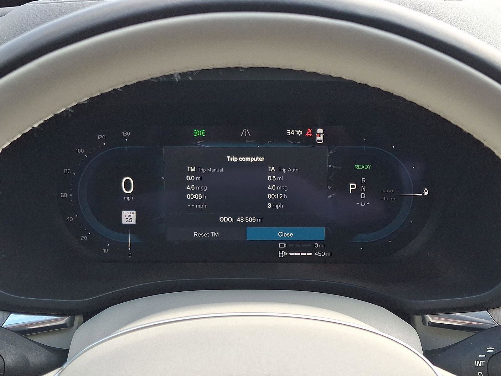 Certified 2023 Volvo XC60 T8 Ultimate w/ Protection Package Premier image 21