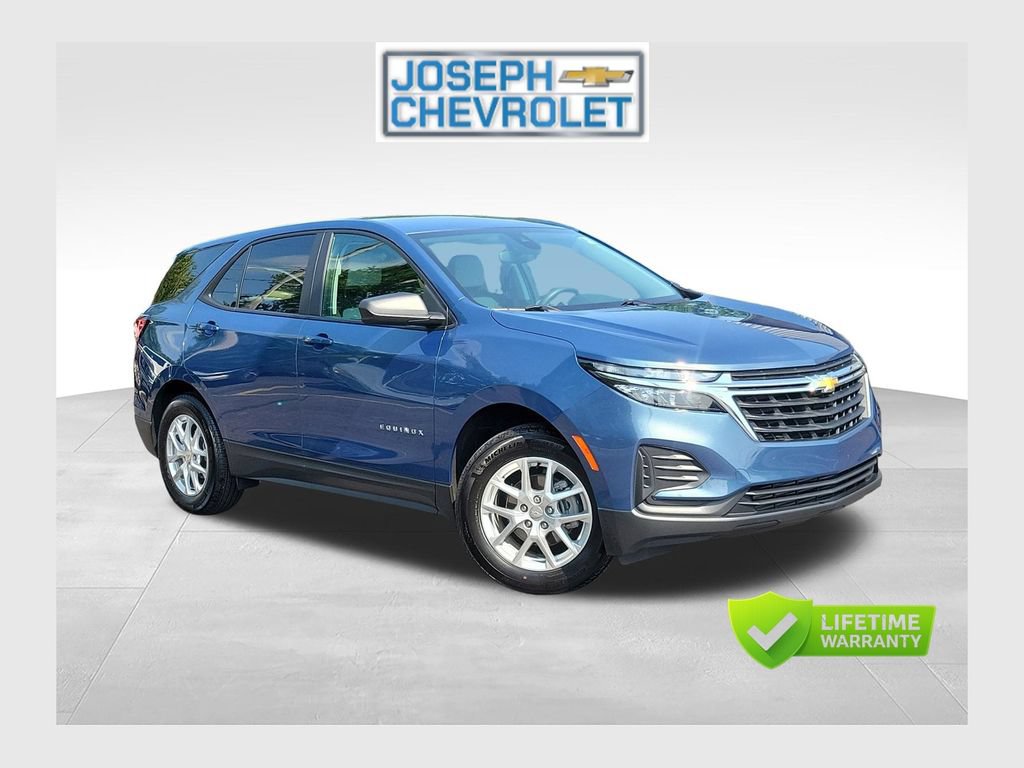 Used 2024 Chevrolet Equinox LS w/ LS Convenience Package