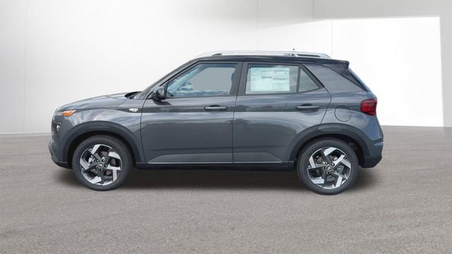 New 2026 Hyundai Venue SEL FWD image 5