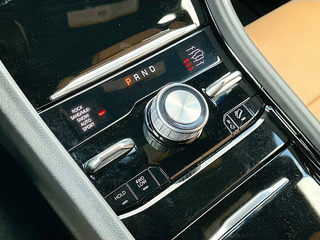 Used 2024 Jeep Grand Cherokee L Summit w/ Advanced Protech Group IV image 17