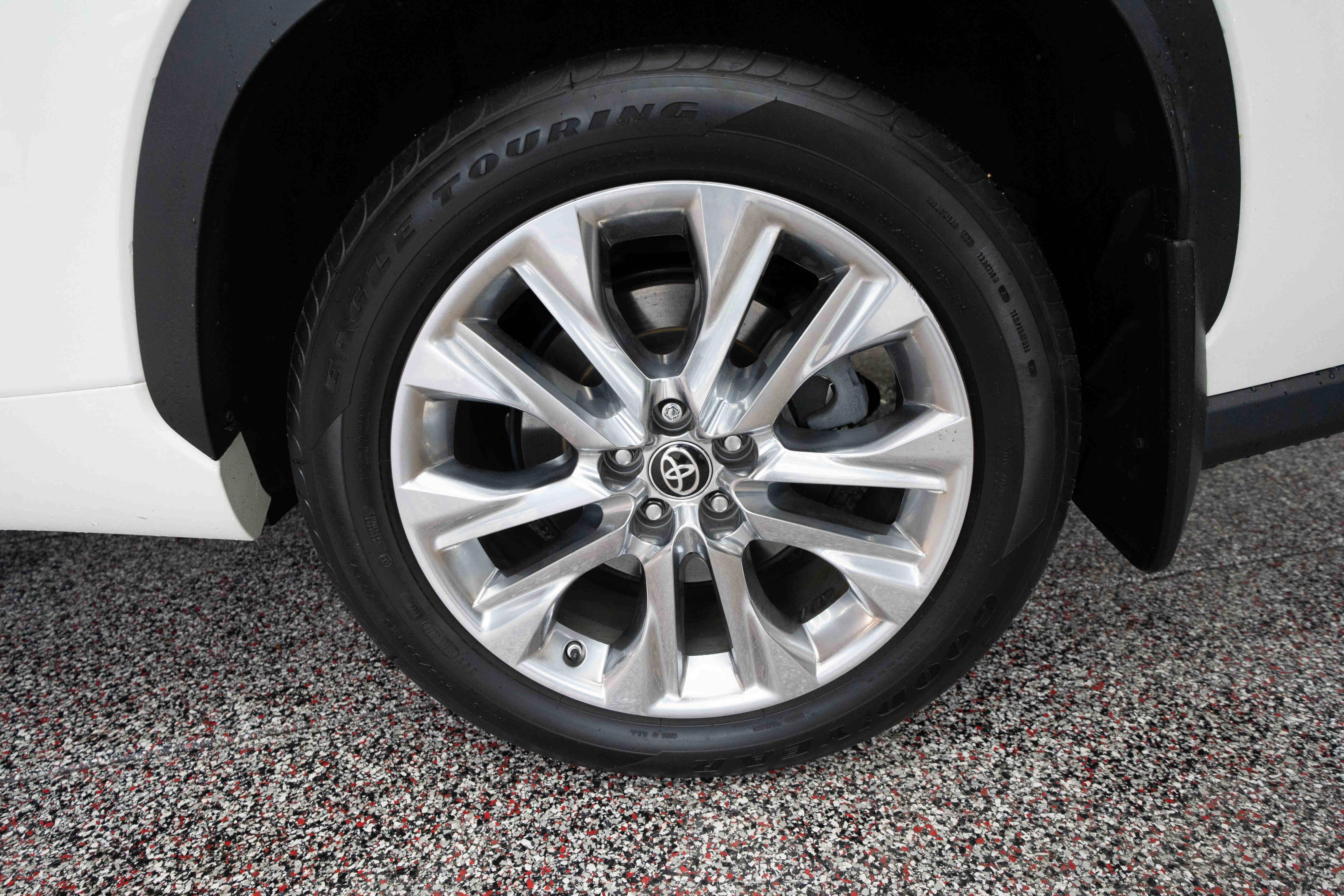 Used 2021 Toyota Highlander Limited image 30