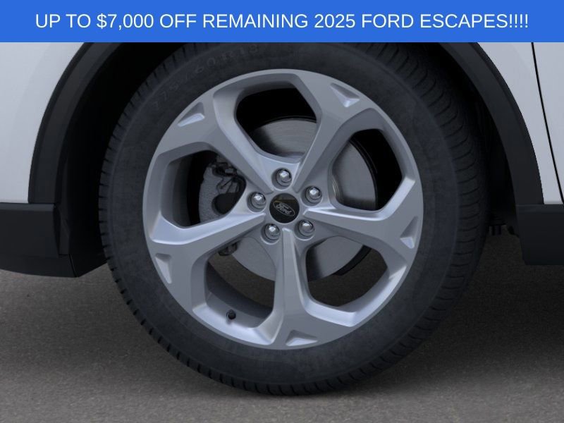 New 2025 Ford Escape ST-Line w/ Tech Pack #1 AWD/4WD image 19