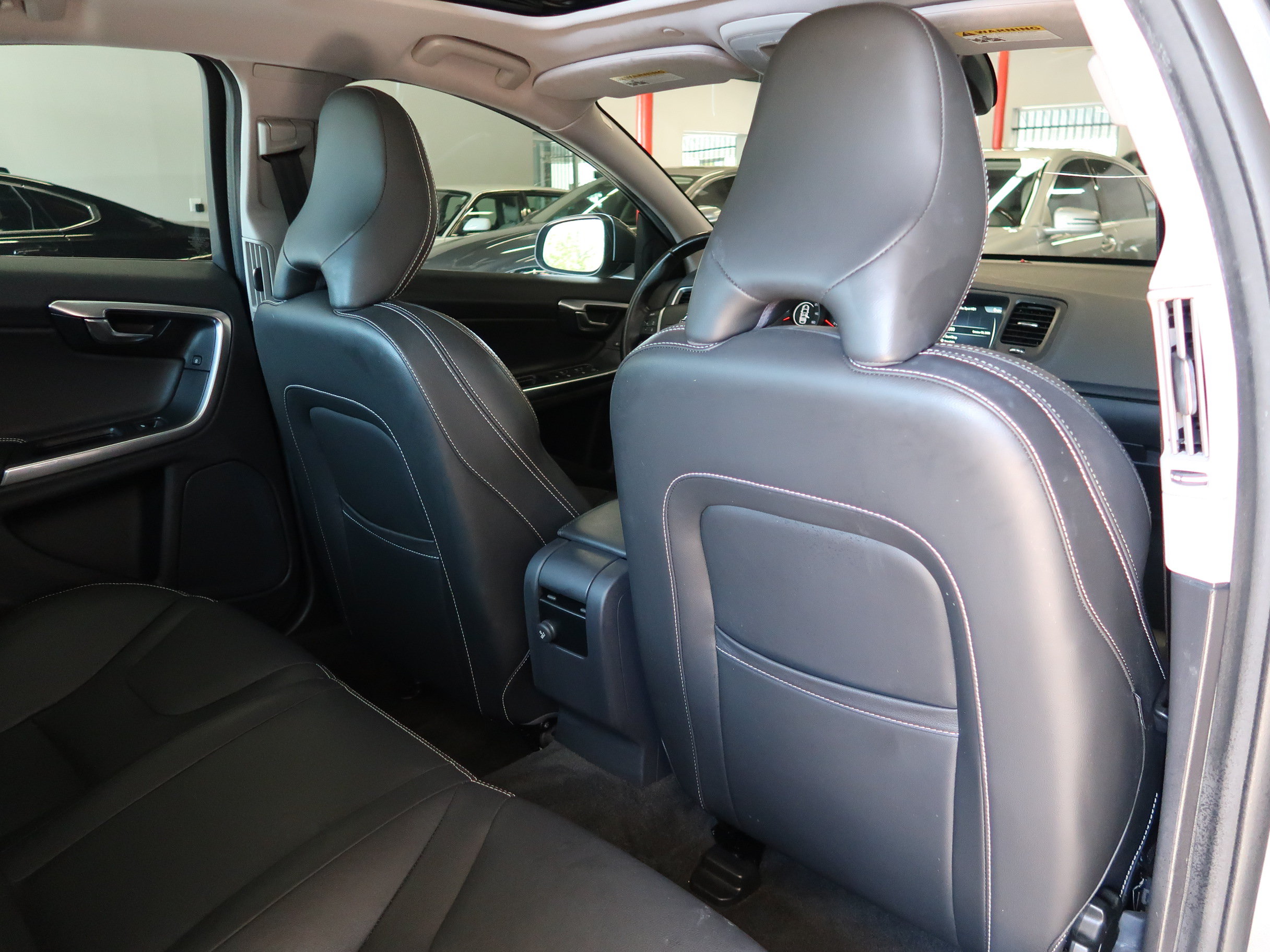Used 2017 Volvo S60 T5 Dynamic FWD image 32