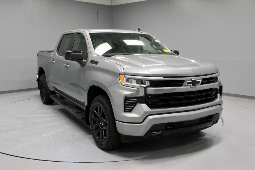 Used 2026 Chevrolet Silverado 1500 RST AWD/4WD image 1