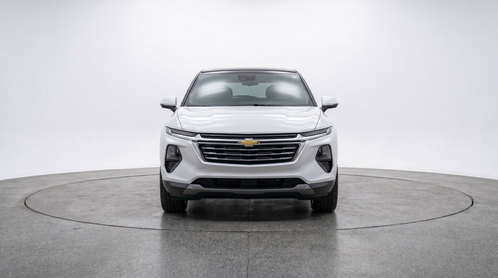 Used 2025 Chevrolet Equinox LT FWD image 2
