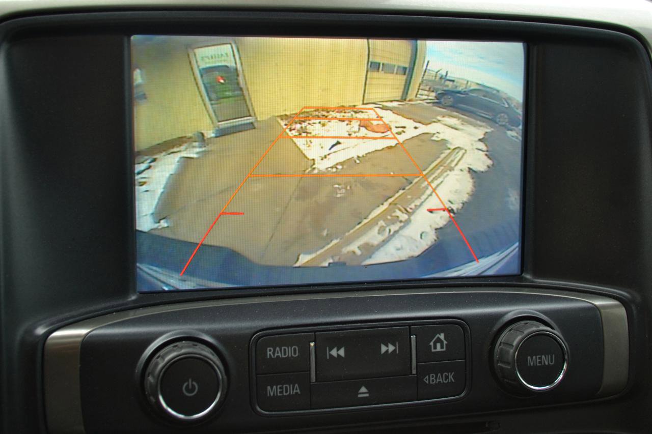 Used 2017 Chevrolet Silverado 1500 High Country image 22