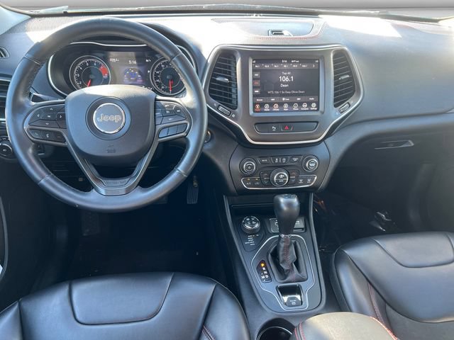 Used 2019 Jeep Cherokee Trailhawk AWD/4WD image 12