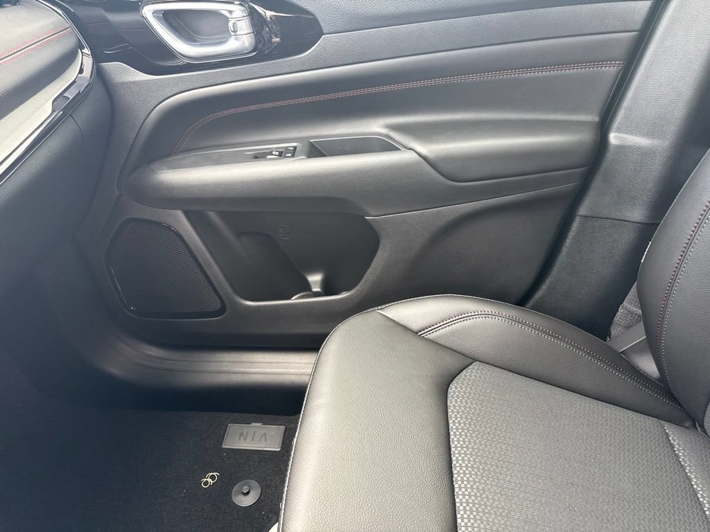 New 2026 Jeep Compass Trailhawk AWD/4WD image 28