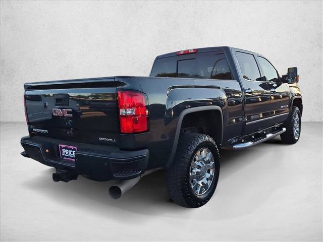 Used 2019 GMC Sierra 2500 Denali w/ Duramax Plus Package AWD/4WD image 5