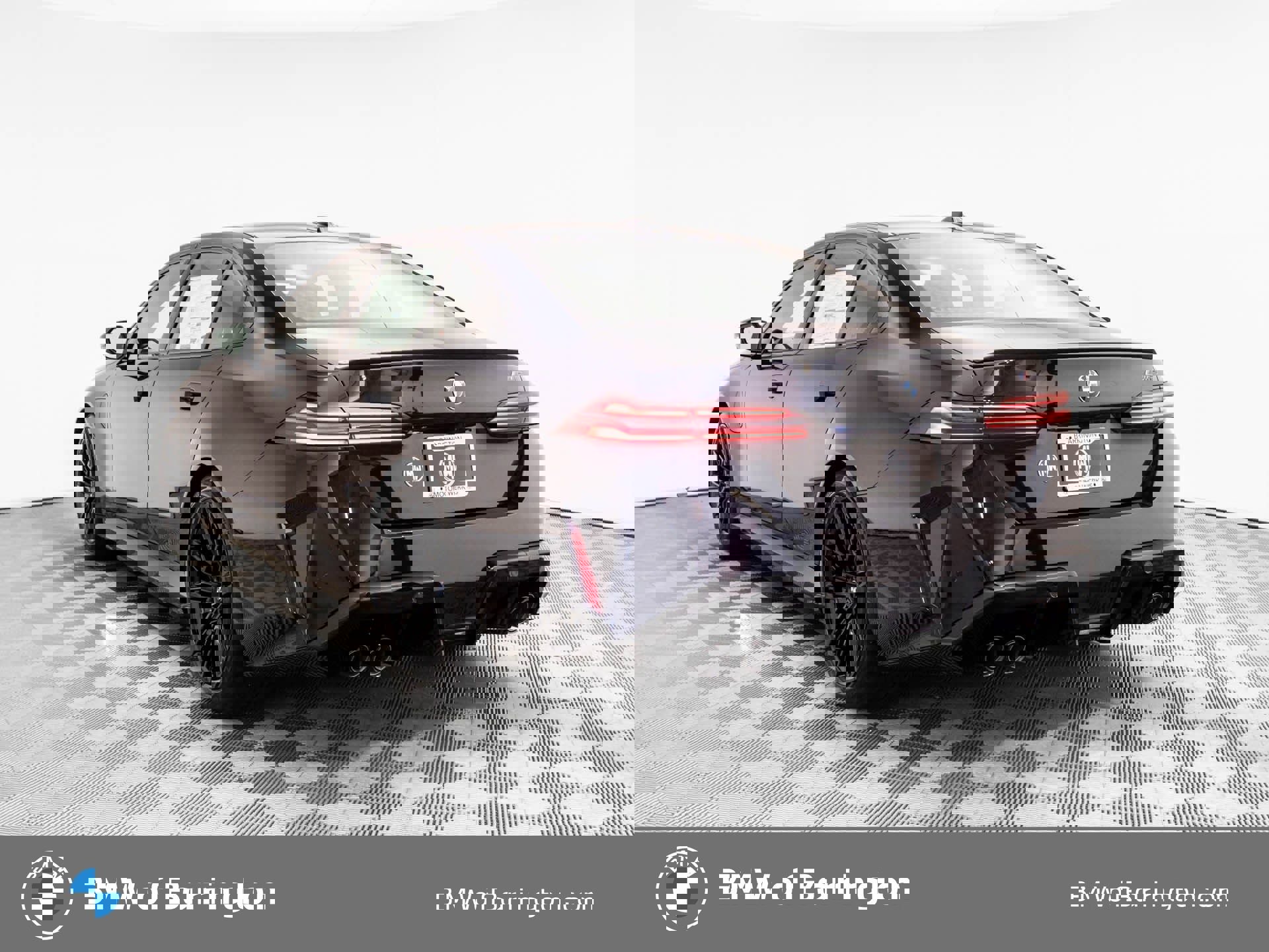 New 2026 BMW M5 w/ Carbon Package image 3