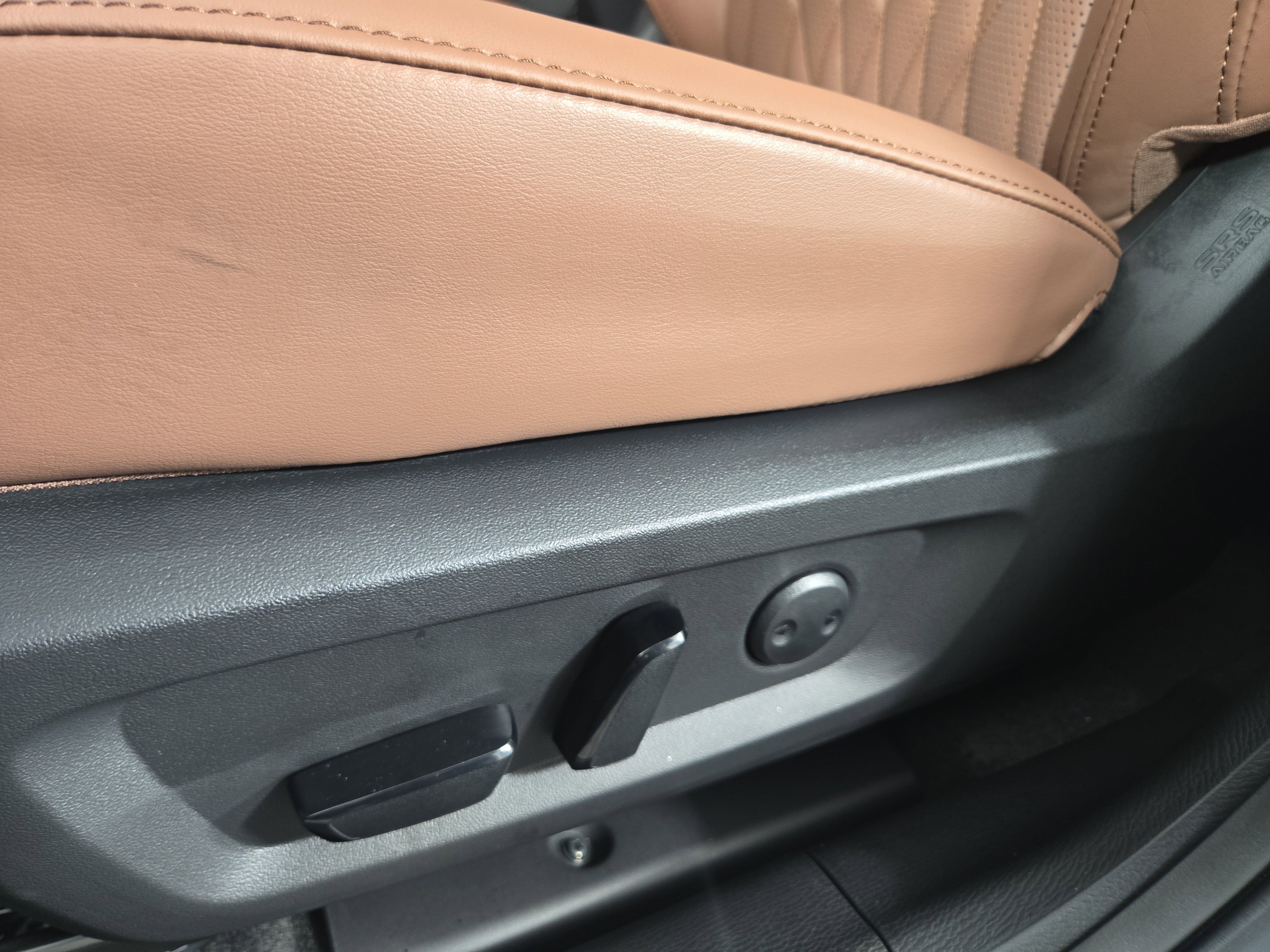 New 2026 Mitsubishi Outlander SEL image 32