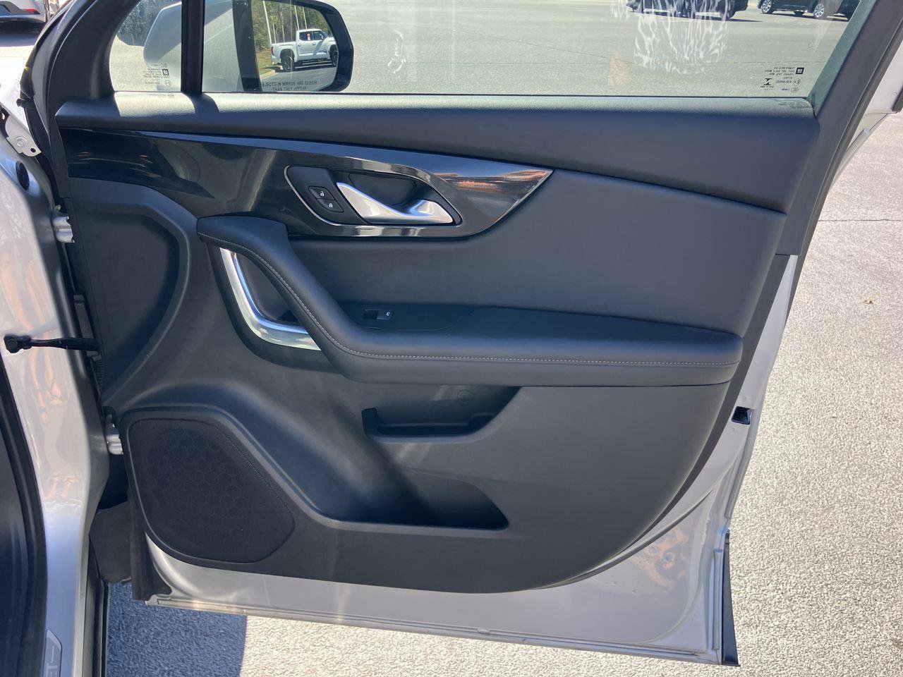 Used 2022 Chevrolet Blazer Premier image 34