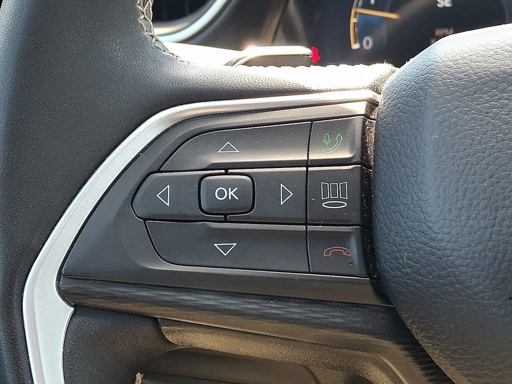 Certified 2023 Jeep Grand Cherokee Altitude AWD/4WD image 23