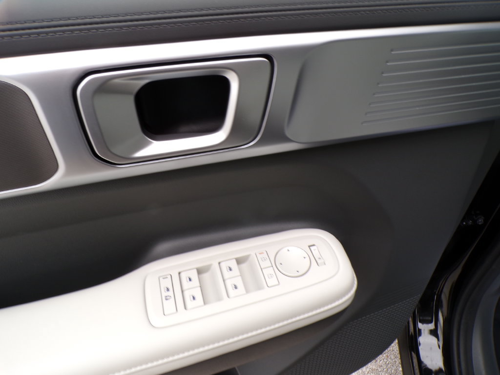Certified 2026 Hyundai Santa Fe SEL AWD/4WD image 22