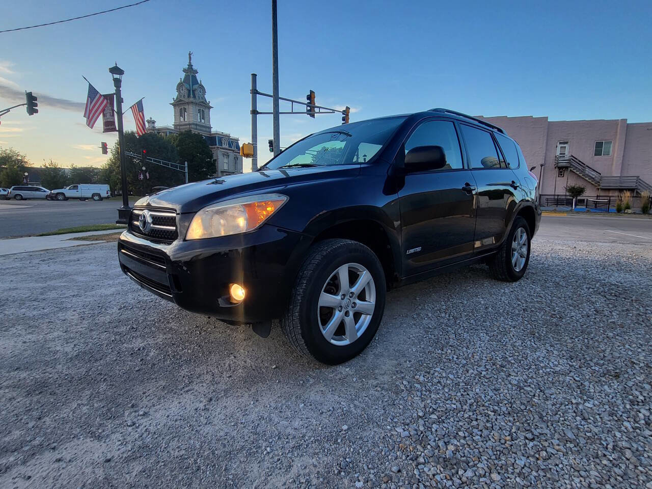 Used 2006 Toyota RAV4 Limited image 1