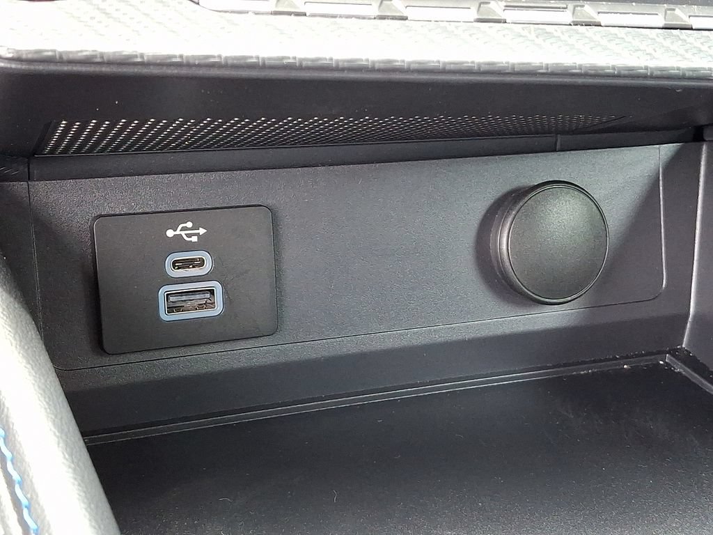 Used 2025 Ford Mustang GT Premium RWD image 22
