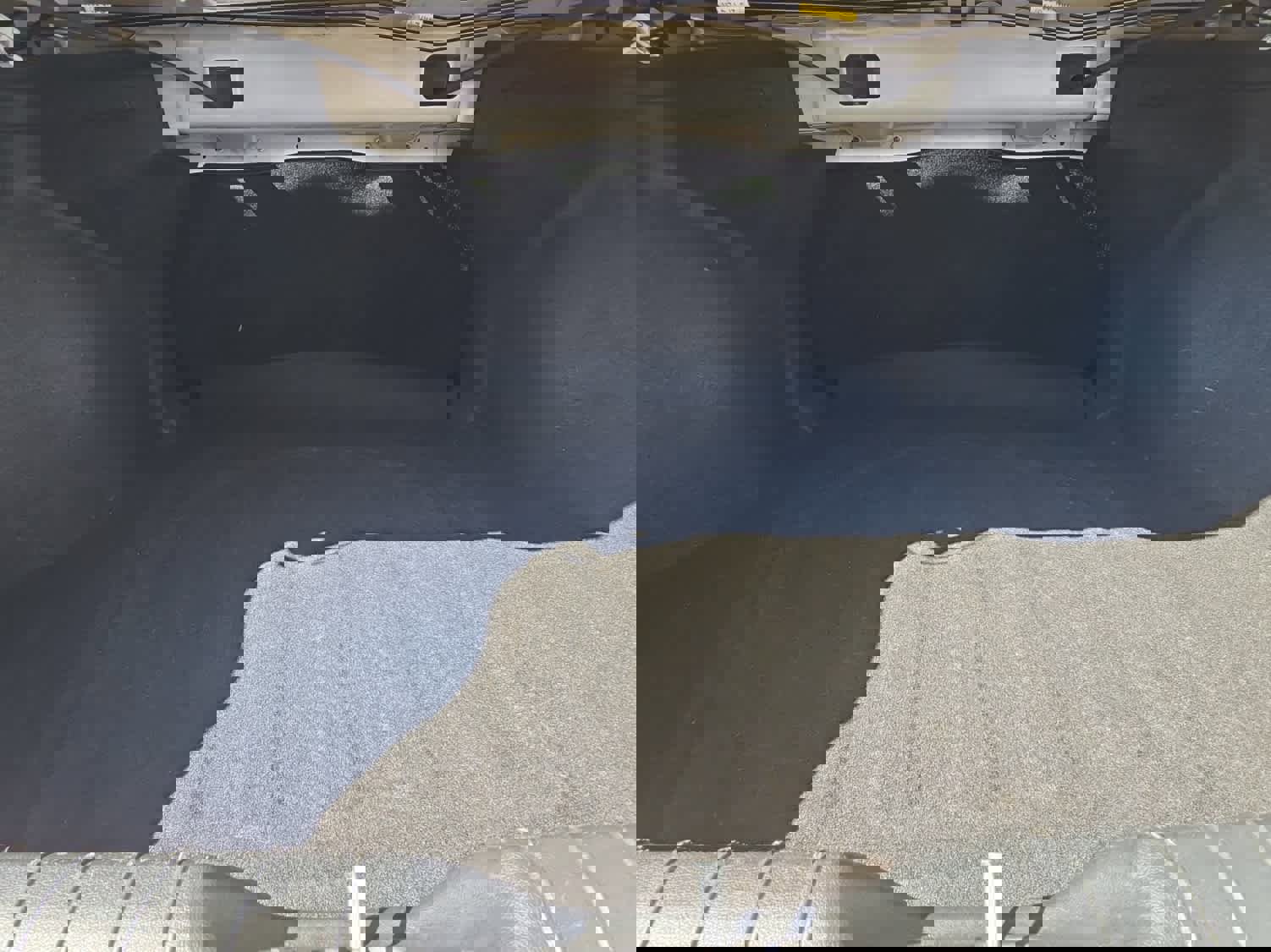 Used 2024 Hyundai Elantra SEL image 9