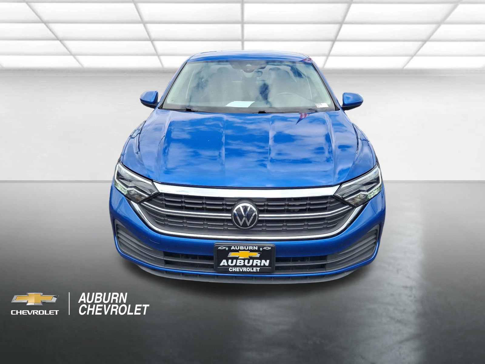 Used 2024 Volkswagen Jetta SE FWD image 8