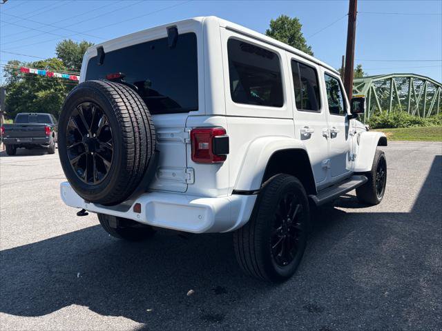 Certified 2022 Jeep Wrangler Unlimited Sahara AWD/4WD image 7