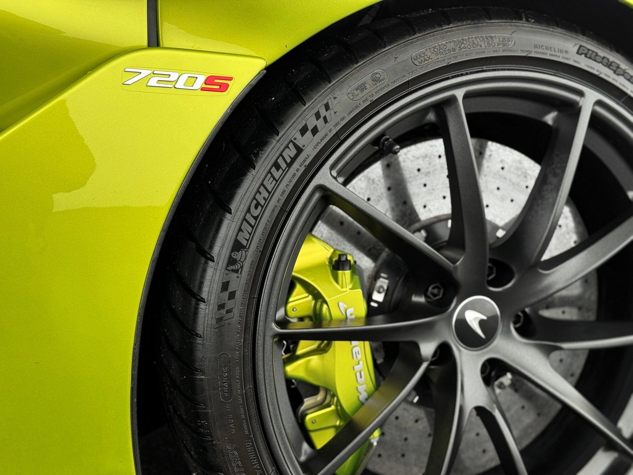 Used 2022 McLaren 720S Performance image 45