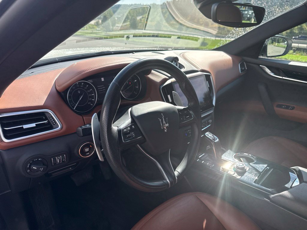 Used 2022 Maserati Ghibli Modena Q4 AWD/4WD image 9