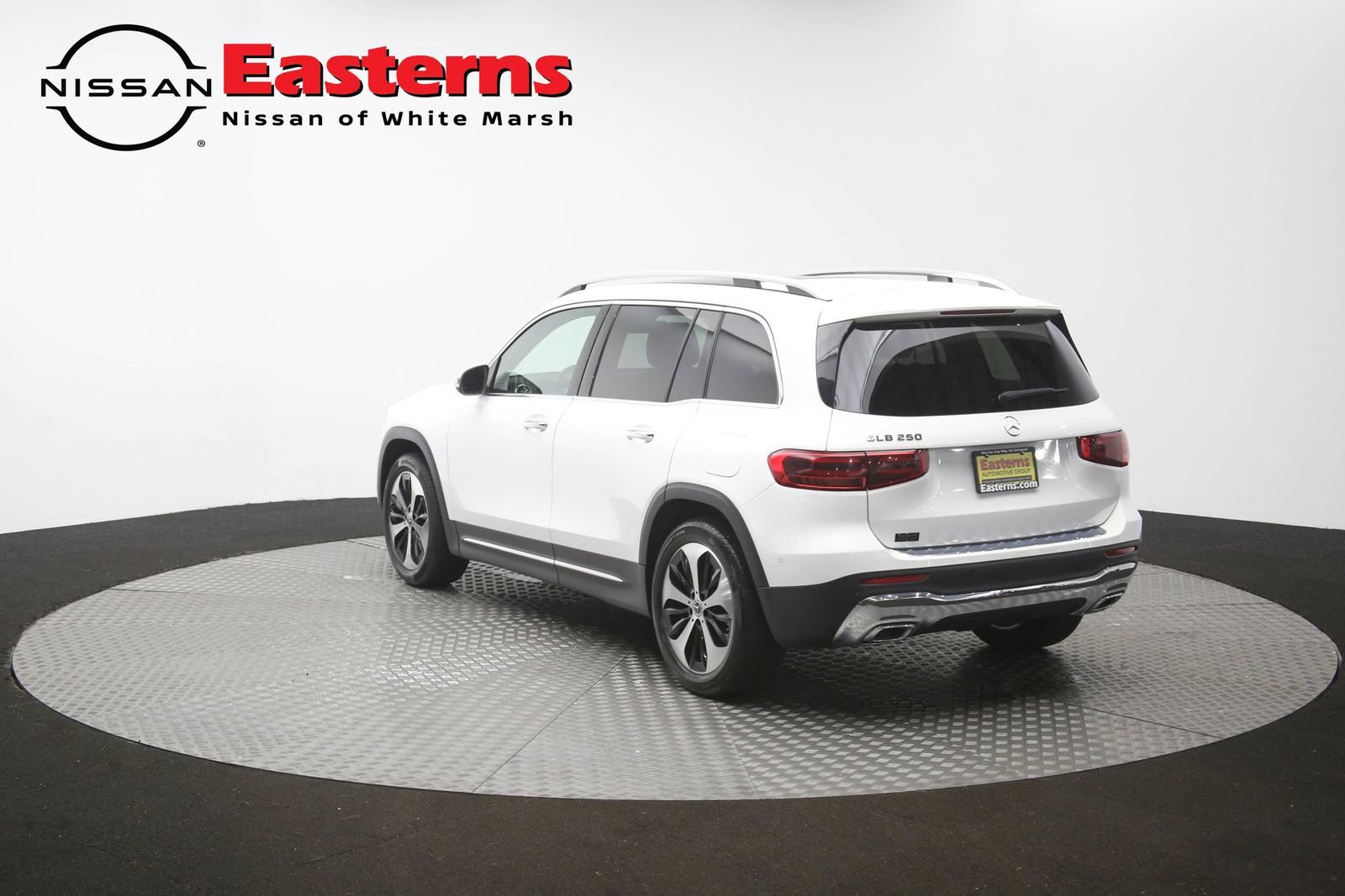 Used 2025 Mercedes-Benz GLB 250 w/ Exclusive Package image 67