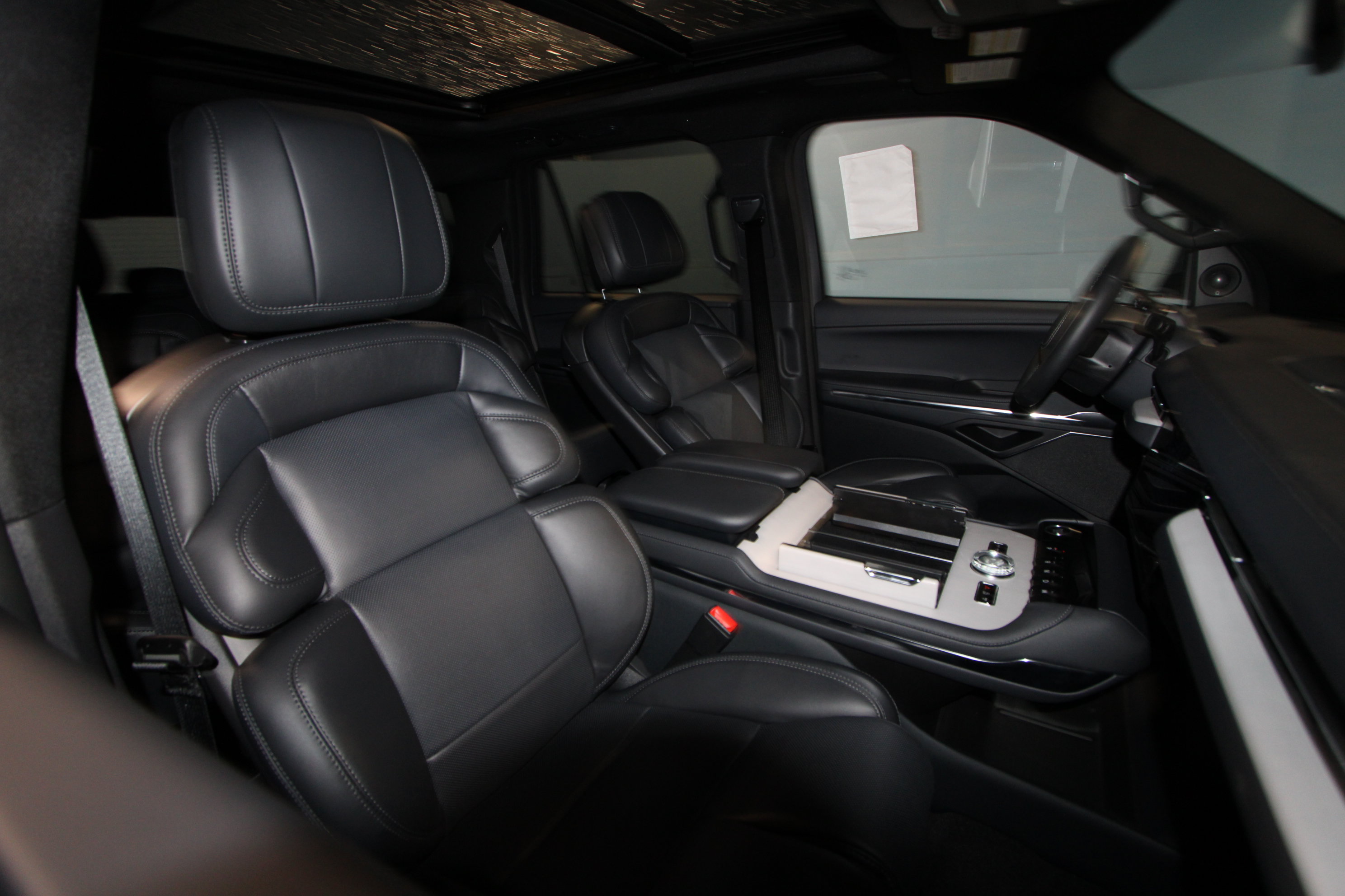 New 2027 Lincoln Navigator L Reserve w/ Jet Appearance Package AWD/4WD image 22