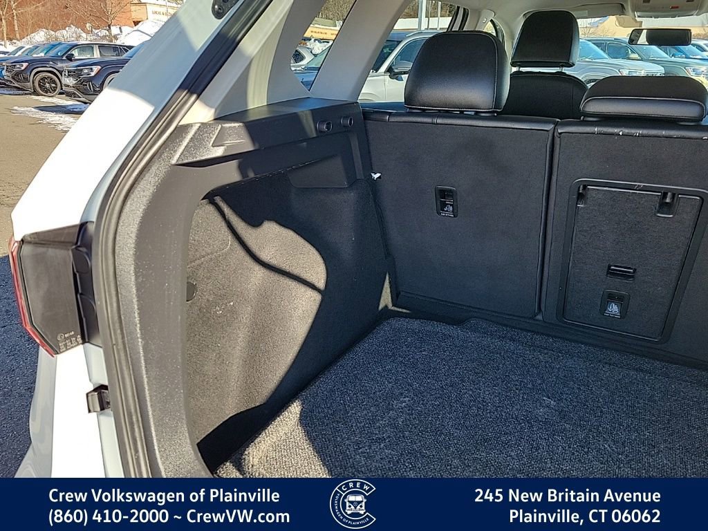 Certified 2022 Volkswagen Taos SE image 48