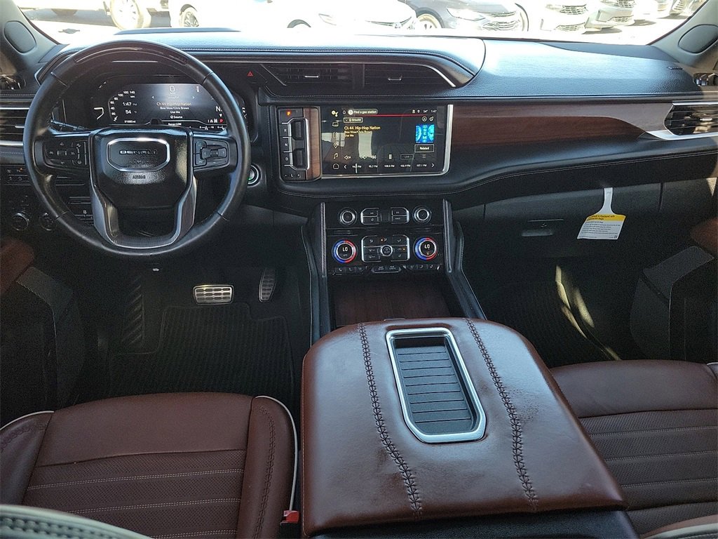 Used 2023 GMC Yukon Denali Ultimate image 17