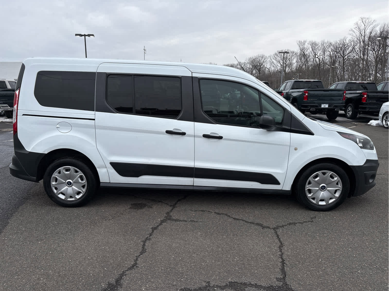 Used 2017 Ford Transit Connect XL image 8