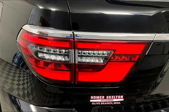 Used 2023 Nissan Armada SL image 28