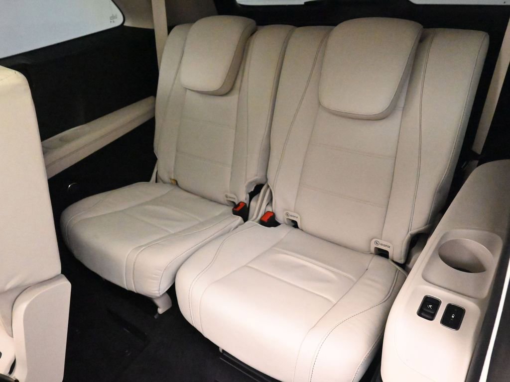 Used 2021 Mercedes-Benz GLS 450 4MATIC image 21
