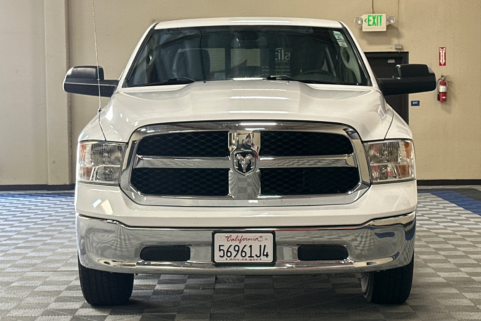 Used 2023 RAM 1500 Classic SLT w/ Trailer & Traction Group AWD/4WD image 9