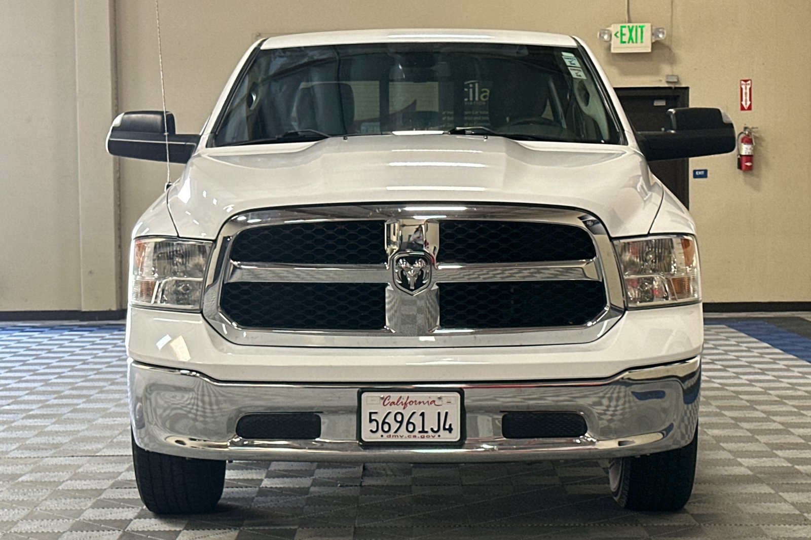 Used 2023 RAM 1500 Classic SLT w/ Trailer & Traction Group AWD/4WD image 9