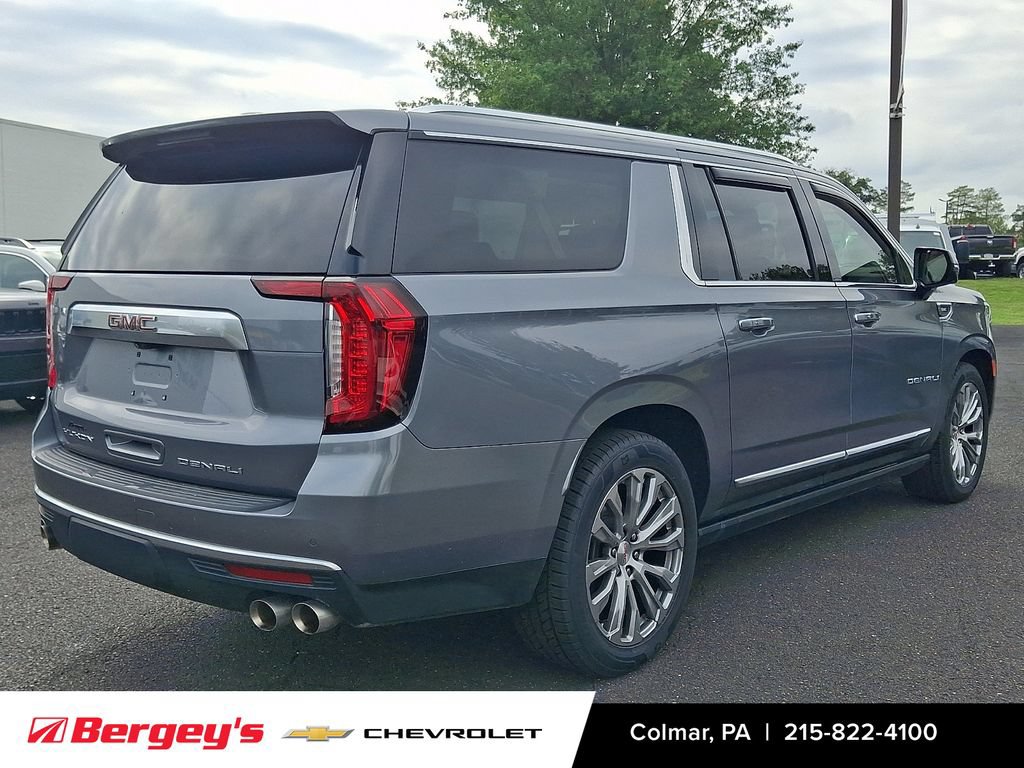 Used 2022 GMC Yukon XL Denali w/ Denali Ultimate Package AWD/4WD image 5