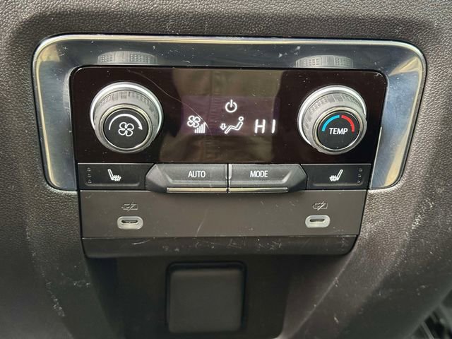 Used 2023 Chevrolet Tahoe High Country AWD/4WD image 18