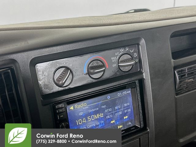 Used 2005 GMC Savana 2500 RWD image 15