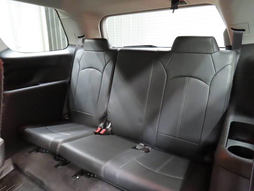 Used 2015 GMC Acadia SLT image 15