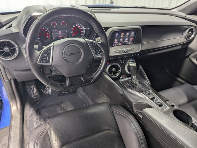 Used 2021 Chevrolet Camaro LT RWD image 6