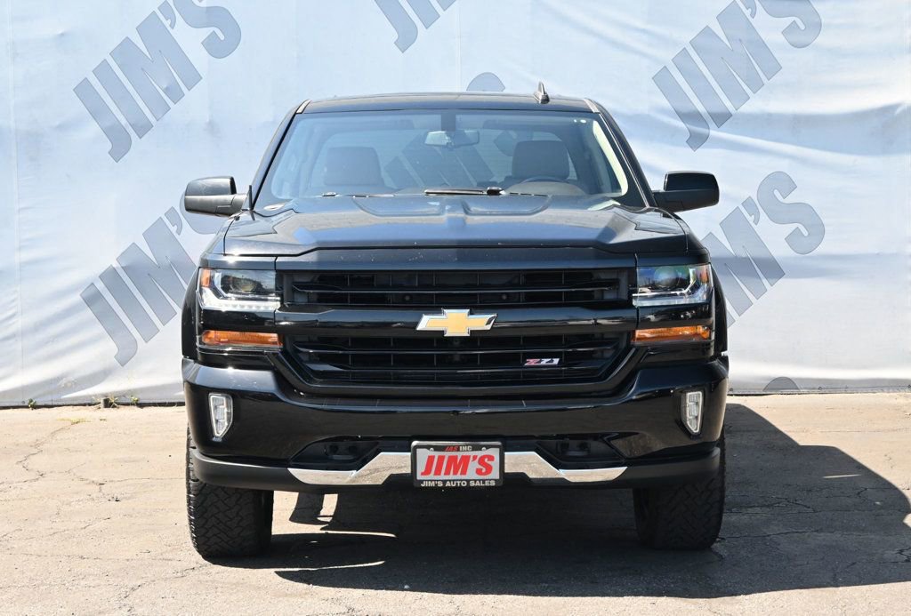 Used 2018 Chevrolet Silverado 1500 LT w/ All Star Edition image 2