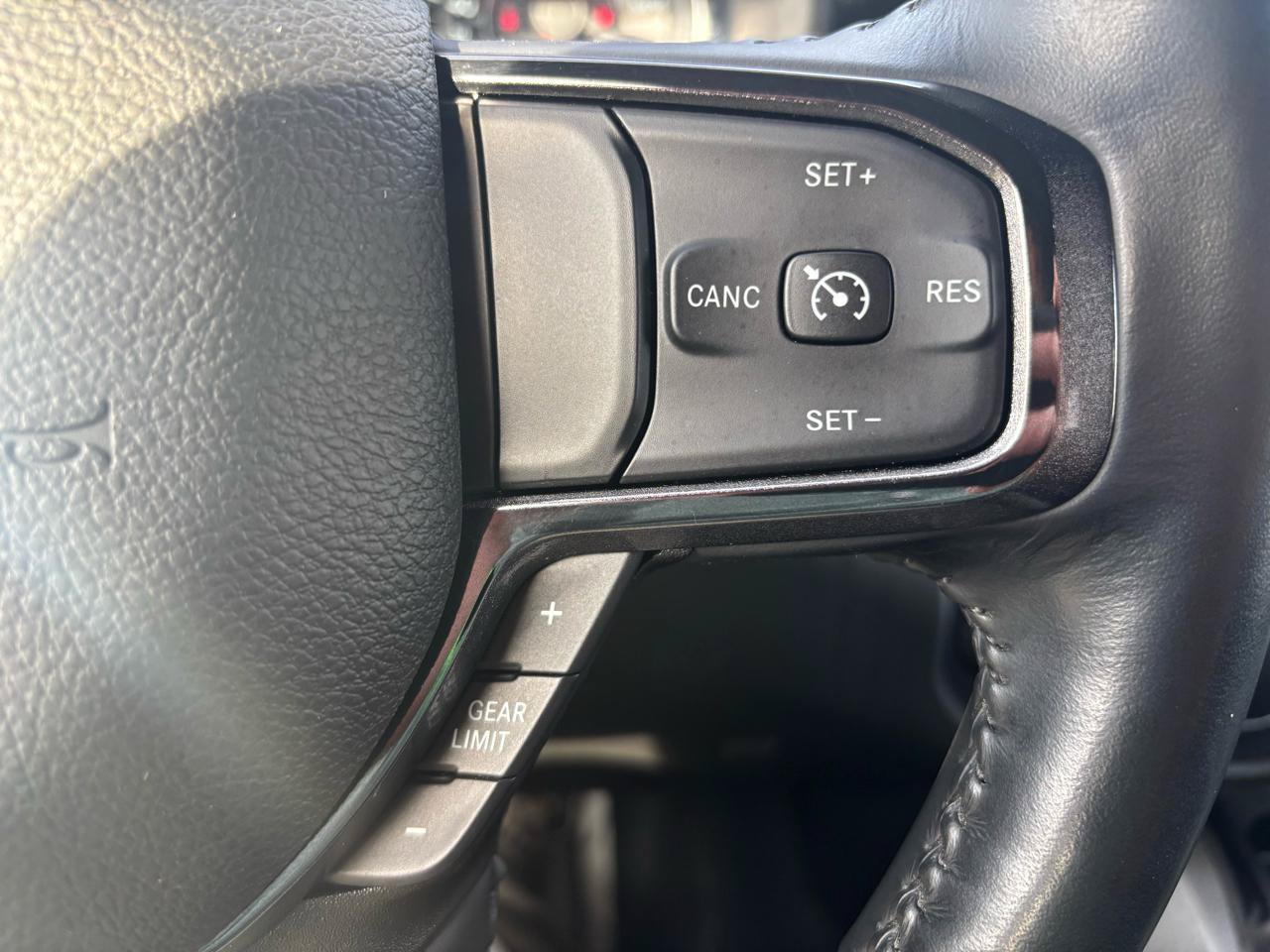 Used 2023 RAM 1500 Big Horn AWD/4WD image 18