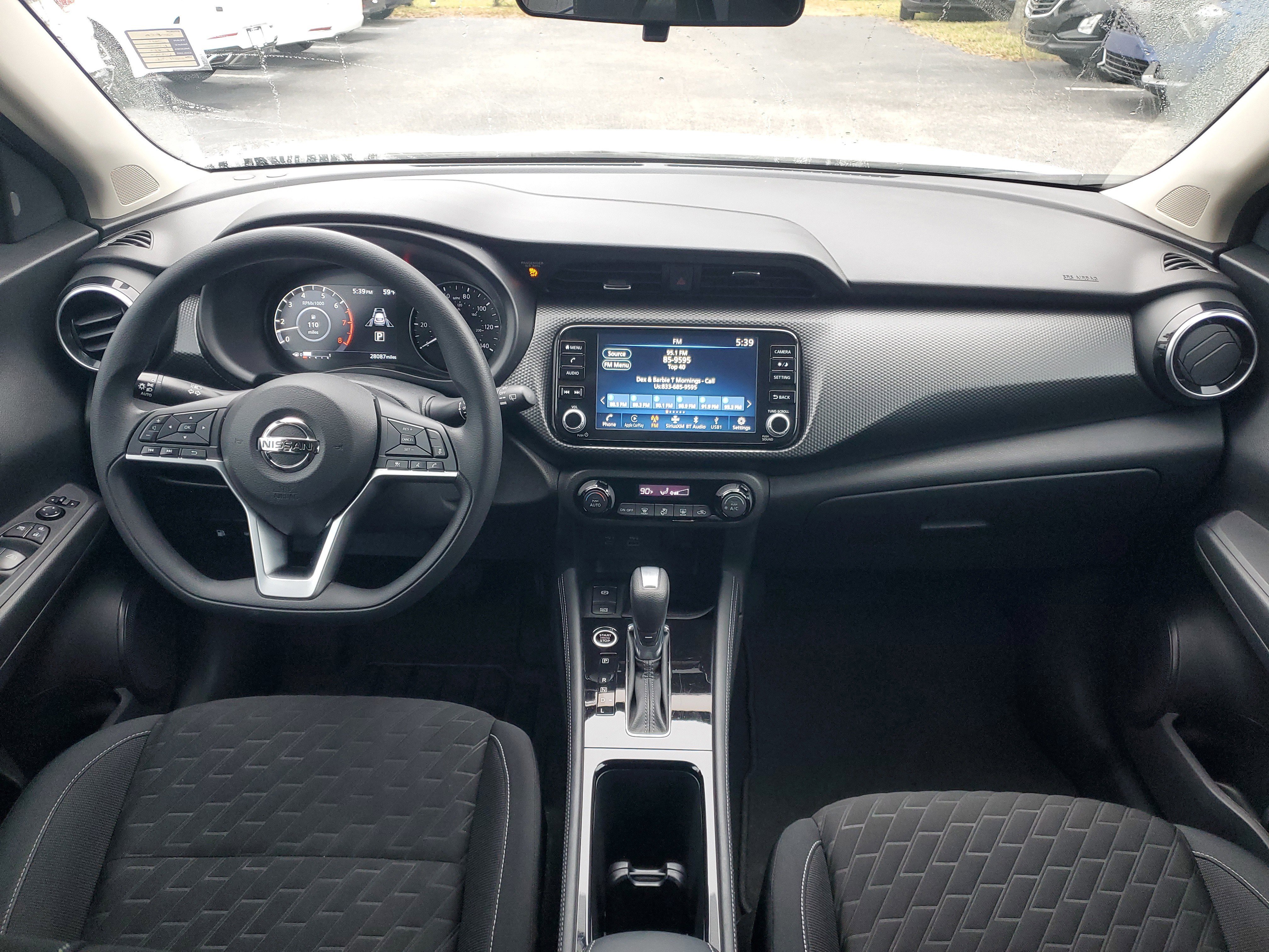 Used 2021 Nissan Kicks SV image 17