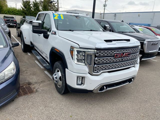 Used 2021 GMC Sierra 3500 Denali w/ Denali Ultimate Package AWD/4WD image 1