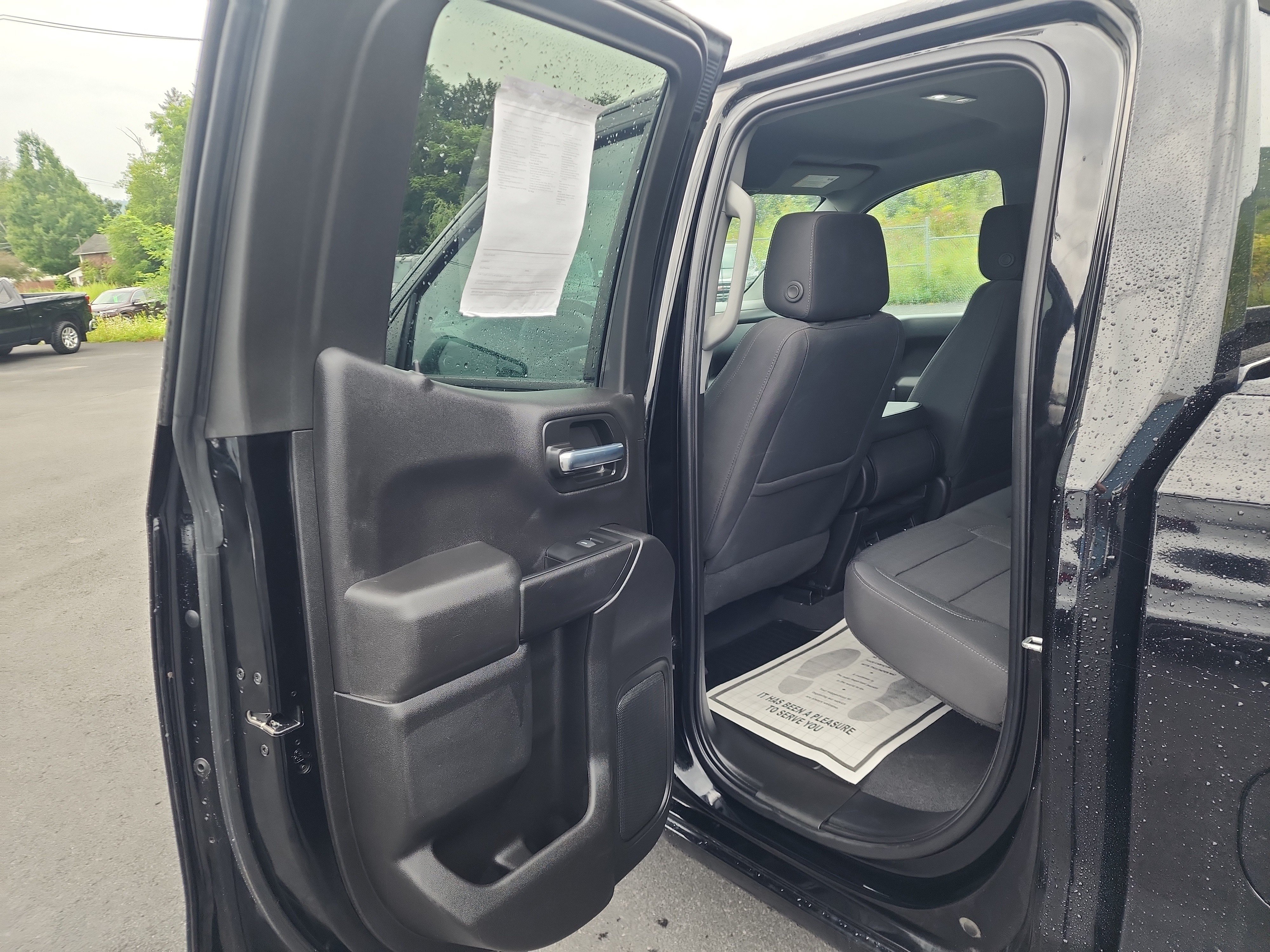 Certified 2023 Chevrolet Silverado 1500 Custom AWD/4WD image 24