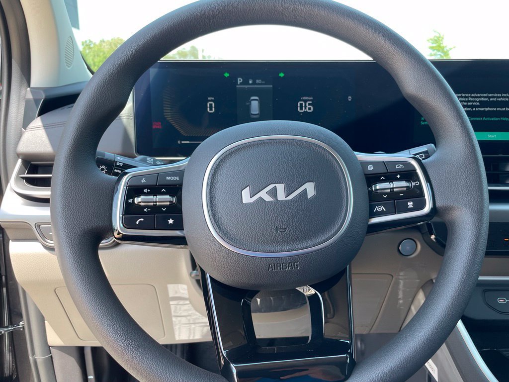New 2026 Kia Carnival LX FWD image 13