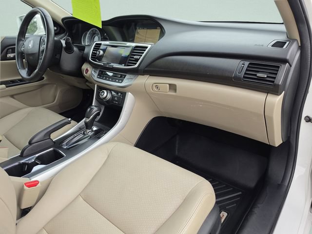 Used 2013 Honda Accord Touring image 14