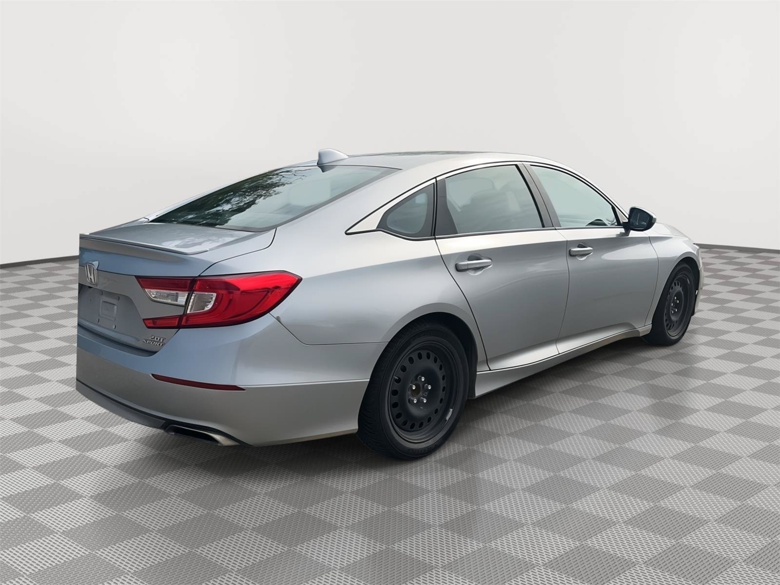 Used 2018 Honda Accord Sport image 27