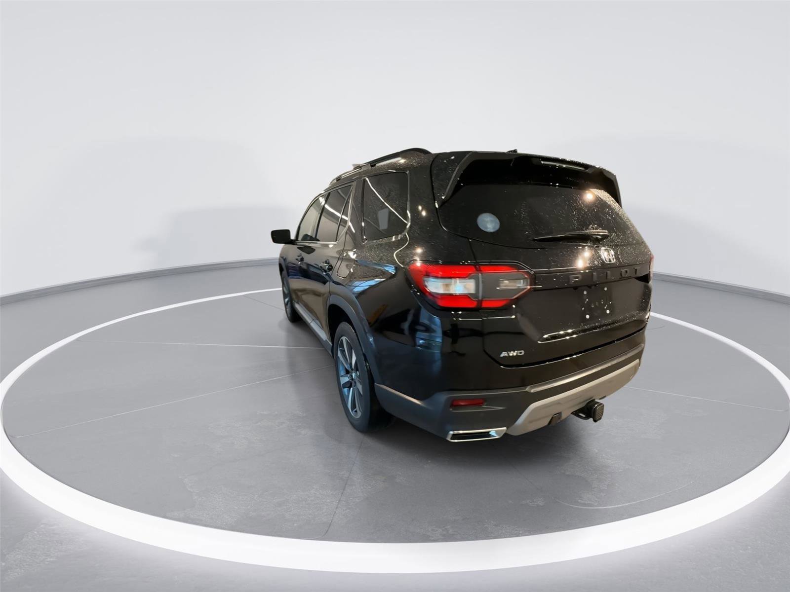 Used 2023 Honda Pilot Elite image 5